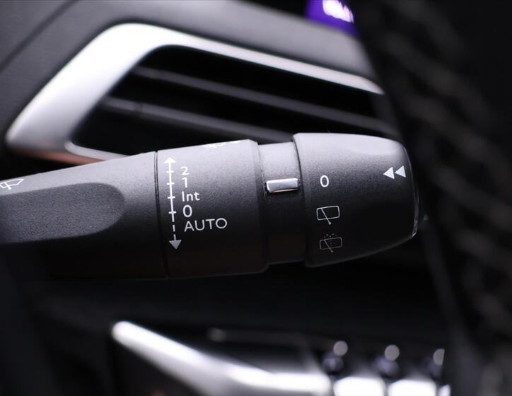 Peugeot 5008 24