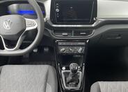 Volkswagen T-Cross 12