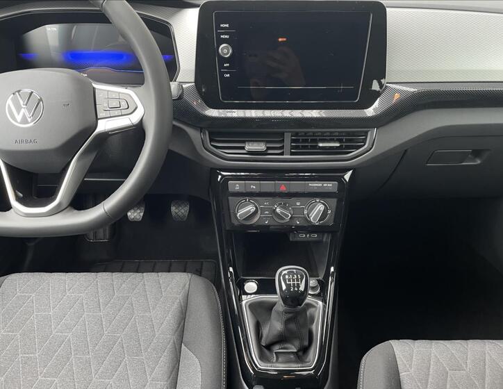 Volkswagen T-Cross 12
