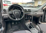 Mazda 3 8