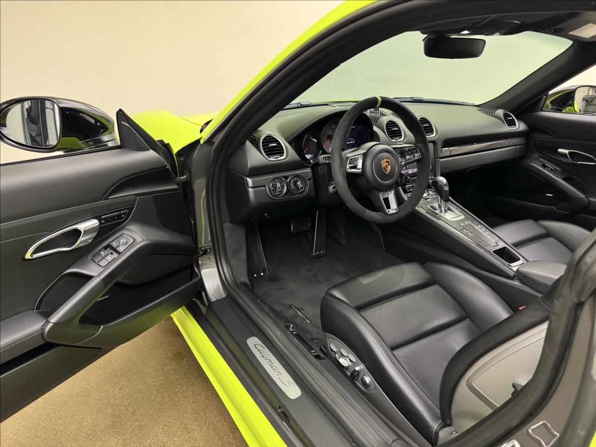 Porsche Cayman