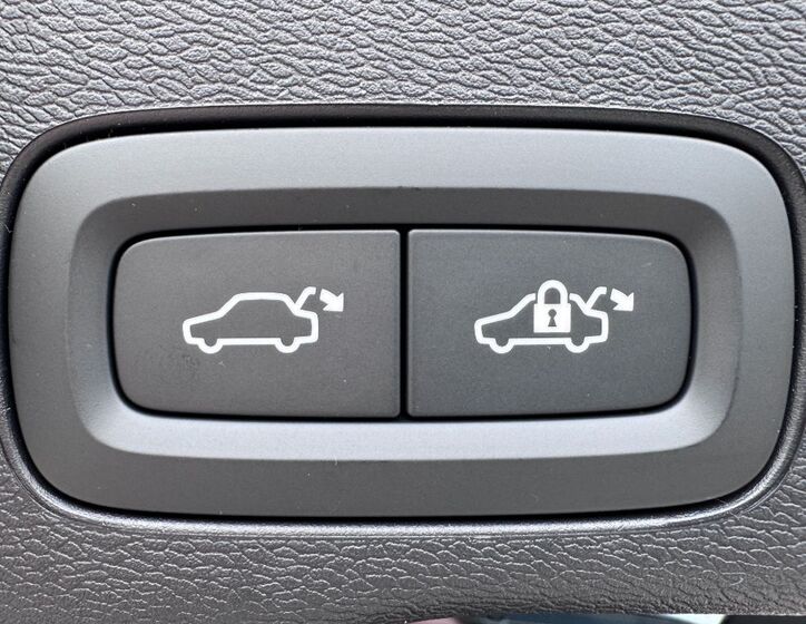 Volvo XC60 9