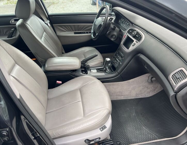 Peugeot 607 9