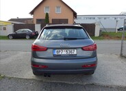 Audi Q3 7