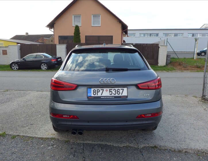 Audi Q3 7