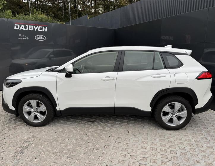 Toyota Corolla Cross 5