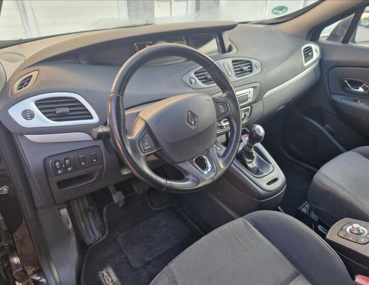 Renault Grand Scénic 28