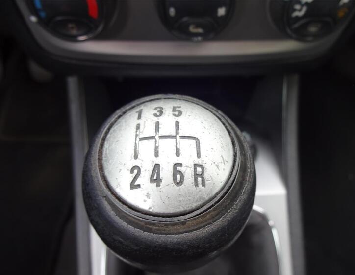 Alfa Romeo 147 34