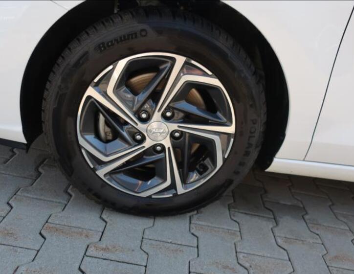 Hyundai i30 26