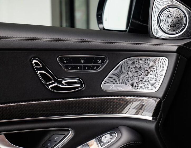 Mercedes-Benz Třídy S 8