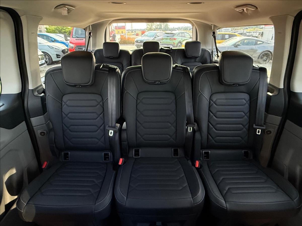 Ford Tourneo Custom