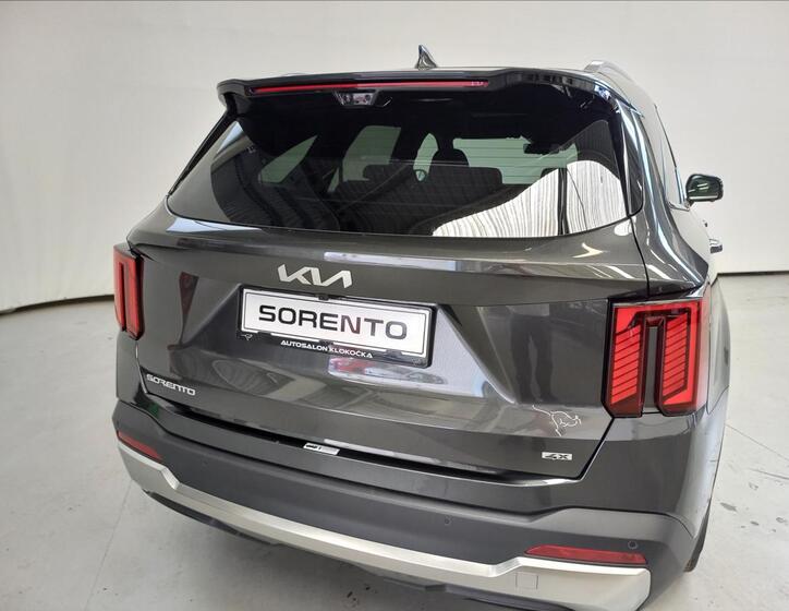 KIA Sorento 5