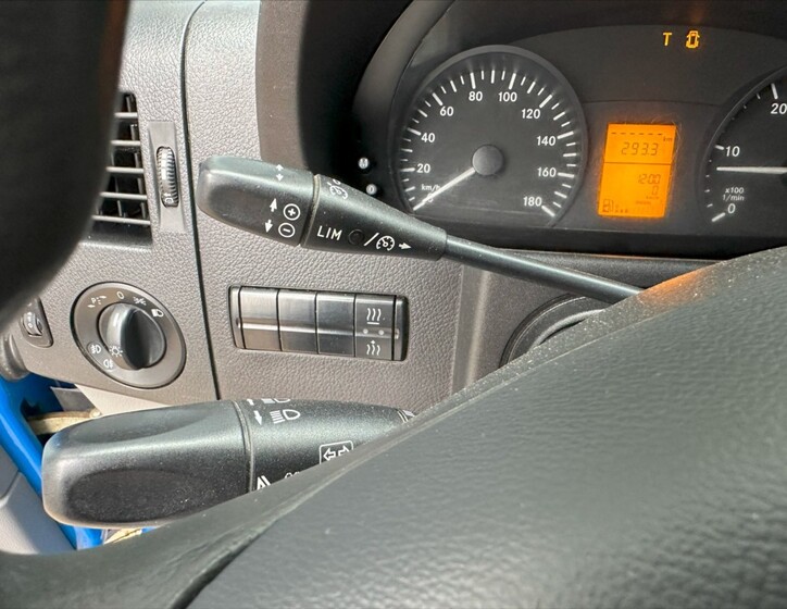 Mercedes-Benz Sprinter 18