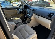 Volkswagen Touran 19