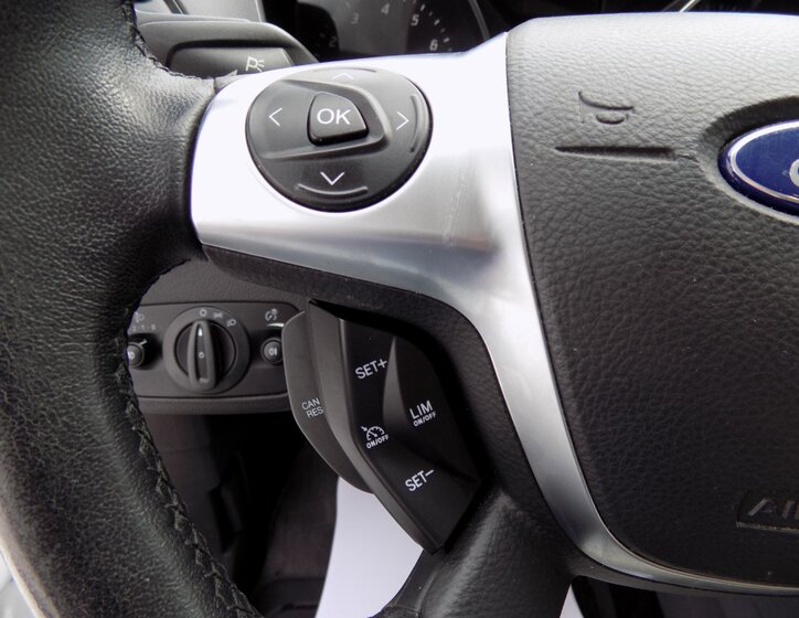 Ford Kuga 25