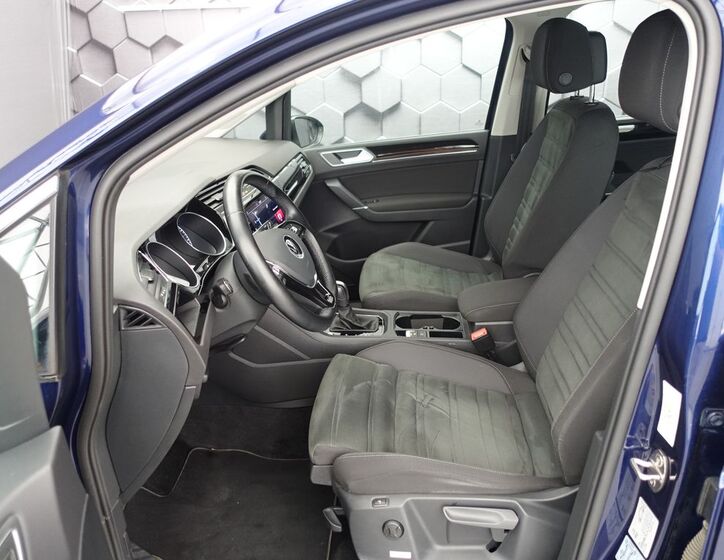 Volkswagen Touran 25