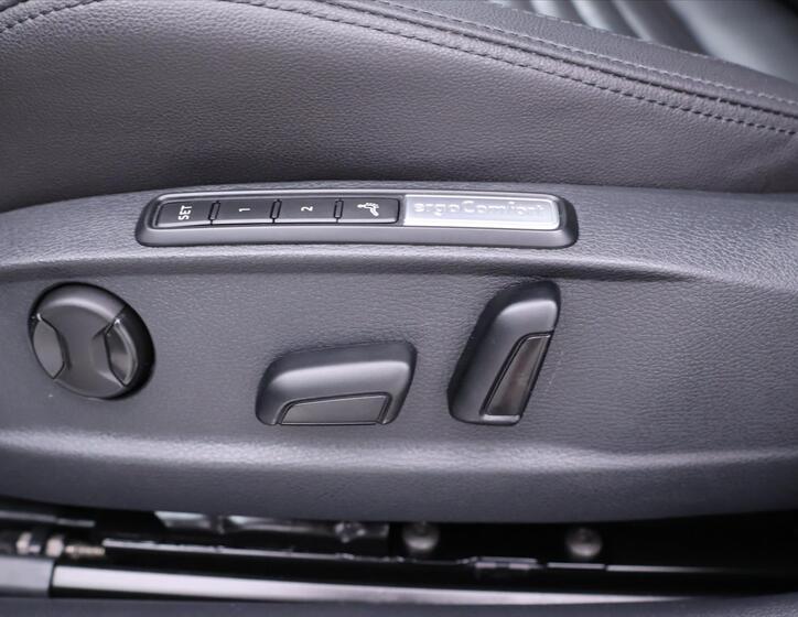 Volkswagen Passat 19