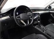 Volkswagen Passat 10