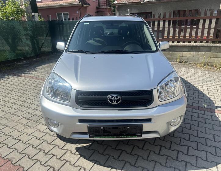 Toyota RAV4 10