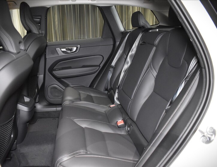 Volvo XC60 16