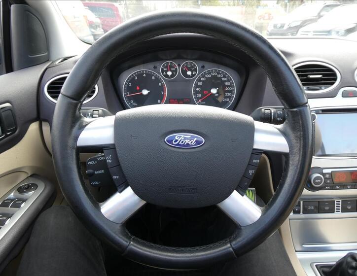 Ford Focus 27