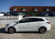Hyundai i30 4