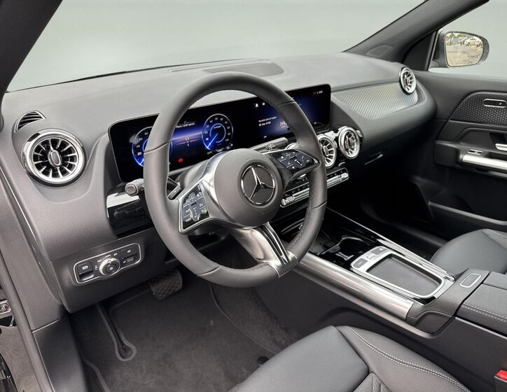 Mercedes-Benz EQA 9