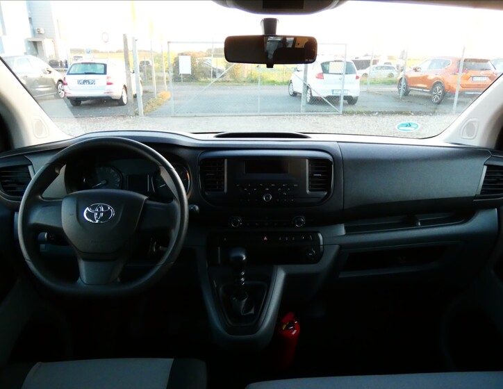 Toyota ProAce 7