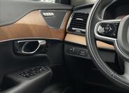 Volvo XC90 13