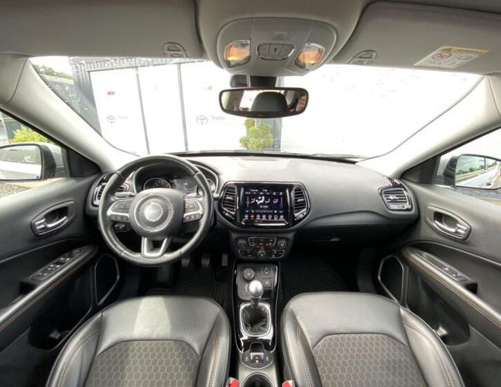 Jeep Compass 14