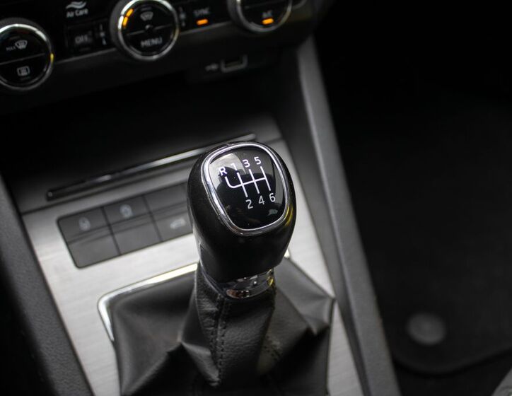 Škoda Octavia 16