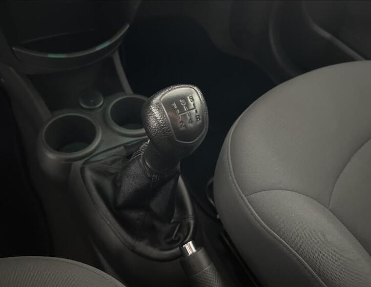 Chevrolet Spark 14