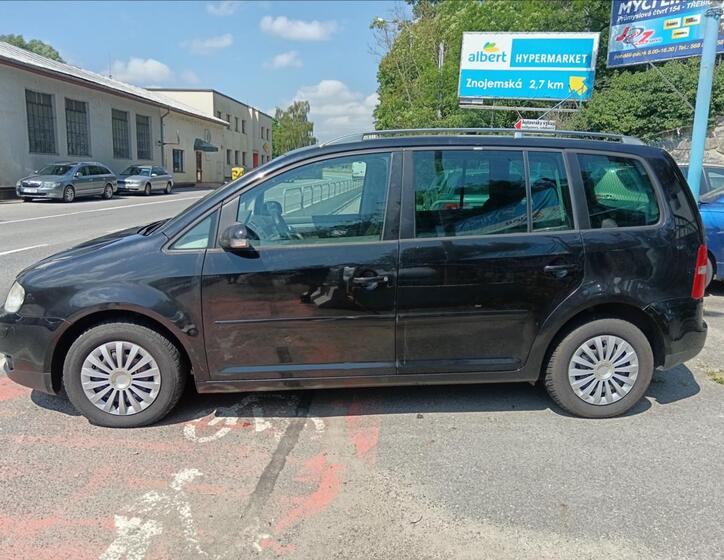 Volkswagen Touran 7