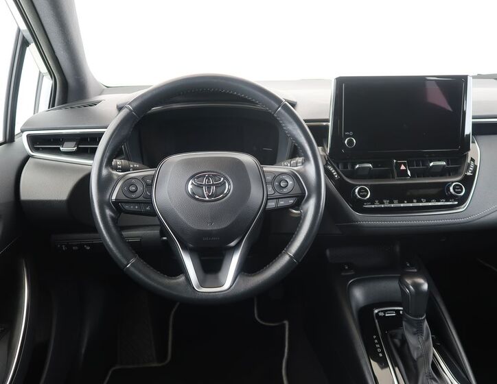 Toyota Corolla 16