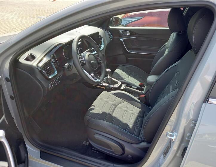 KIA Ceed 9