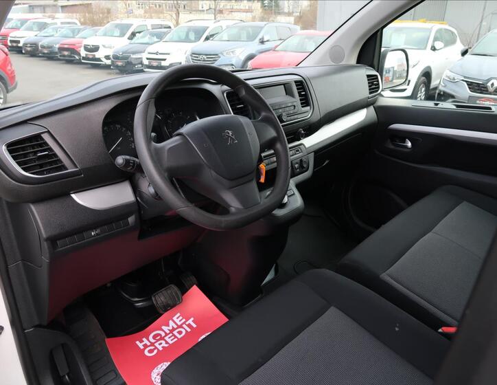 Peugeot Traveller 9