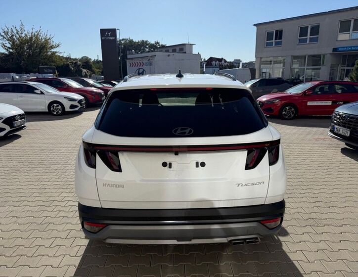 Hyundai Tucson 4