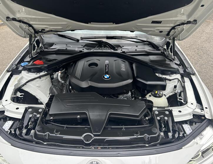 BMW Řada 3 52