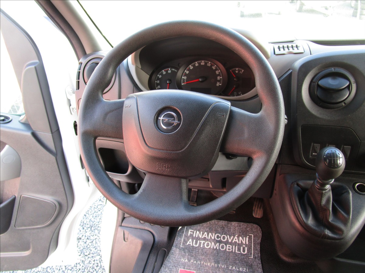 Opel Movano