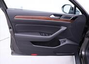 Volkswagen Passat 12