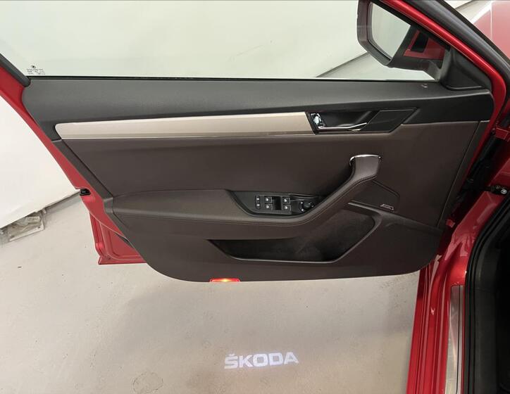 Škoda Superb 25