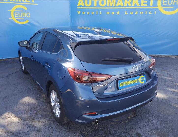 Mazda 3 6