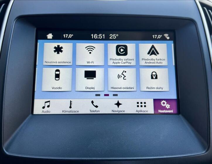 Ford Galaxy 37