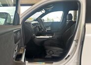 Mercedes-Benz EQB 11