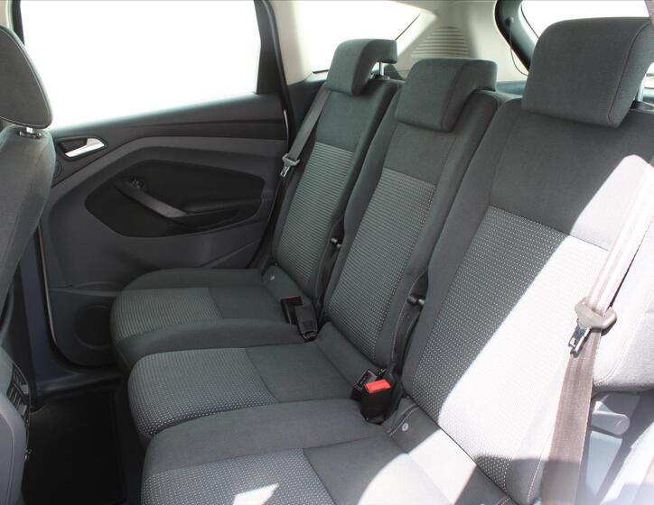 Ford C-MAX 10