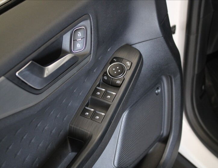 Ford Kuga 17