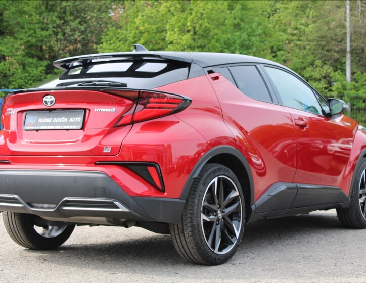 Toyota C-HR 5