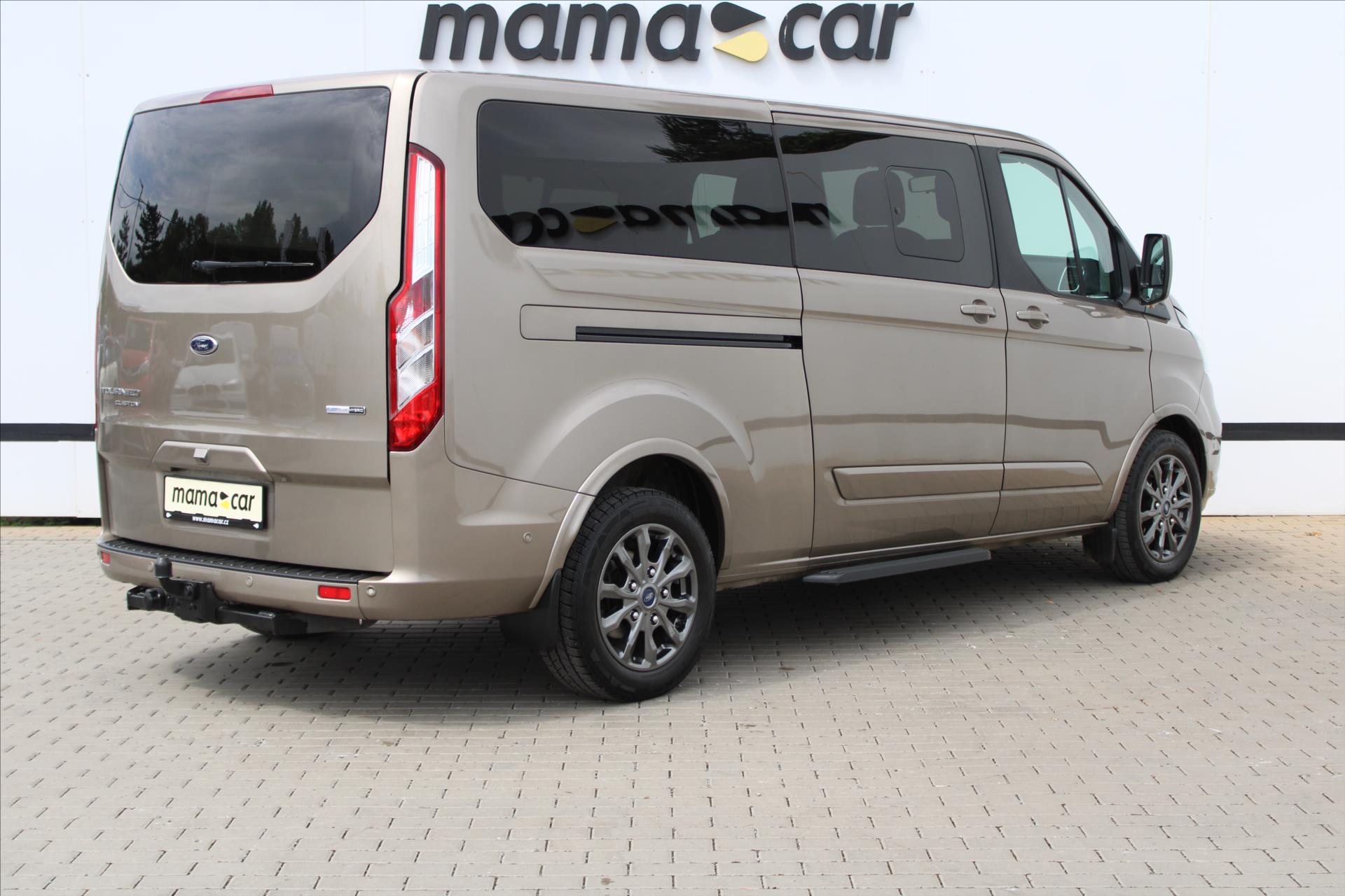 Ford Tourneo Custom