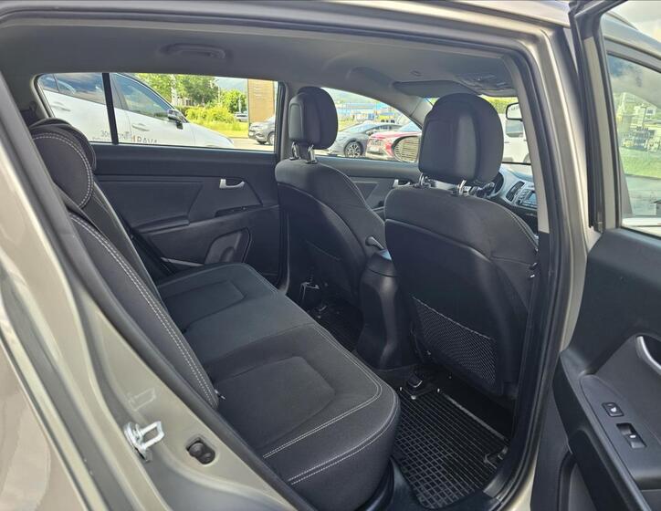 KIA Sportage 12