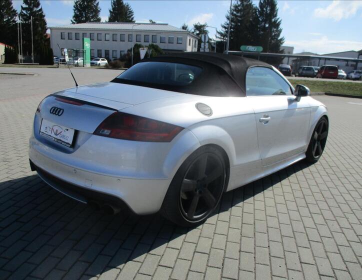 Audi TT 21